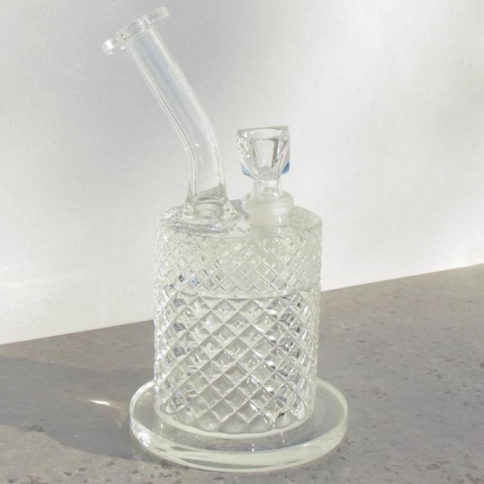 Clear-elegant-glass-bong